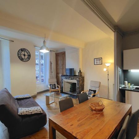 Appartement Centre-Ville Pour Sejour Et Cure Bagneres-de-Bigorre Ngoại thất bức ảnh